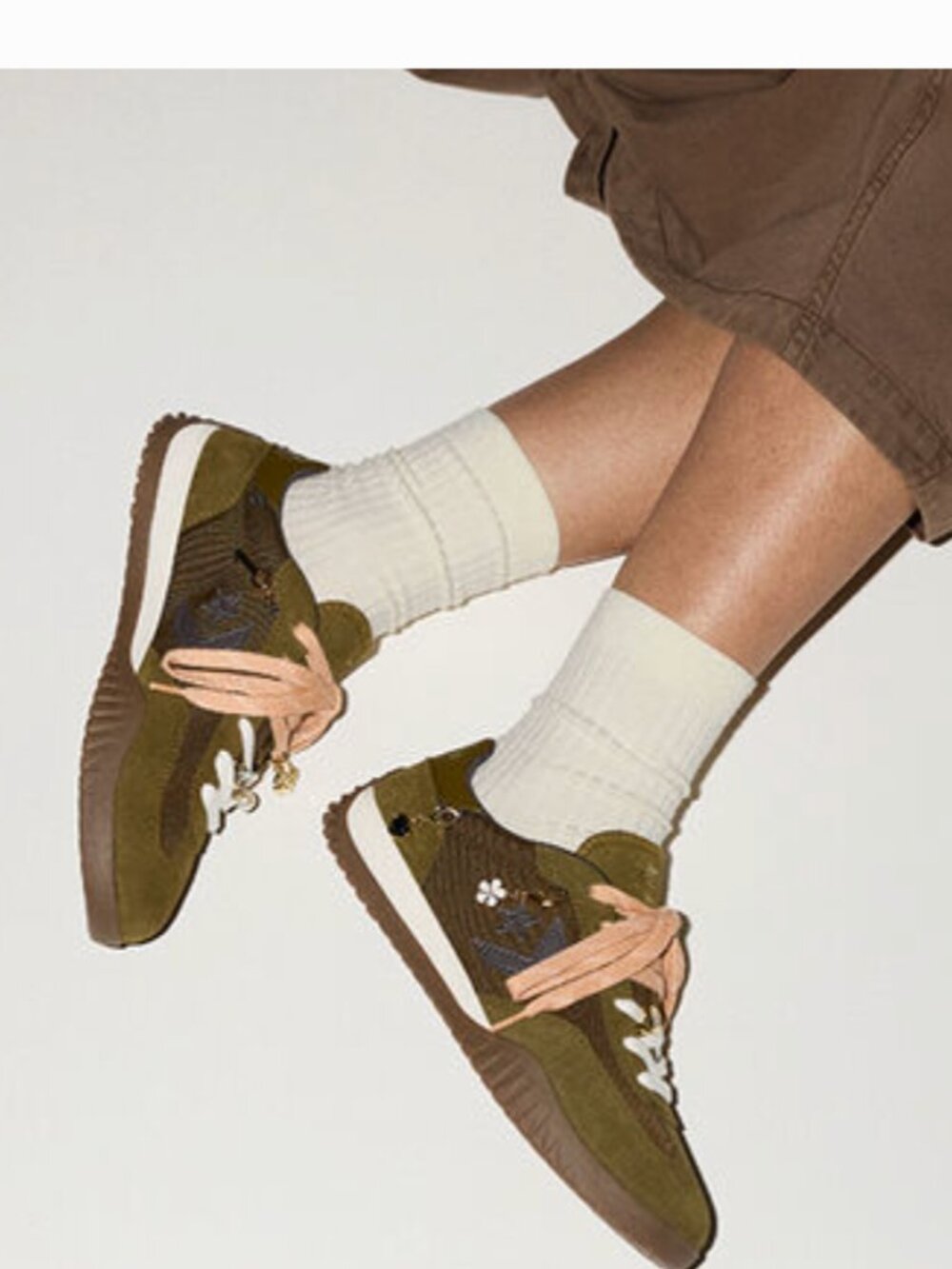 NEW Converse Run Star Trainer Charms. Color:  Surplus Olive/Egret M-13 W-14.5 - Picture 2 of 15